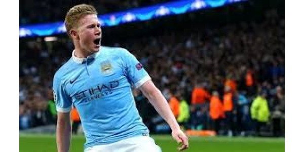 Manchester City hat zum ersten Mal die beiden besten Premier-League-Trophäen gewonnen